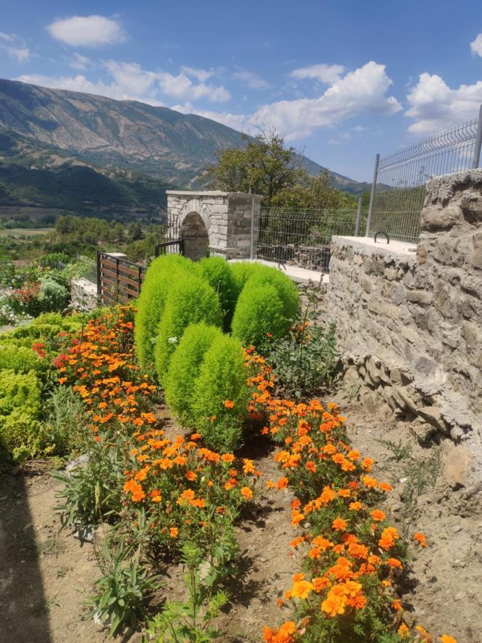 Villa Stone House Kelcyre Exterior foto