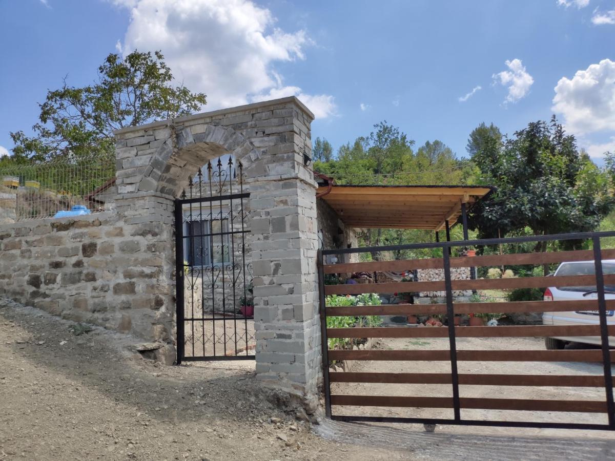 Villa Stone House Kelcyre Exterior foto