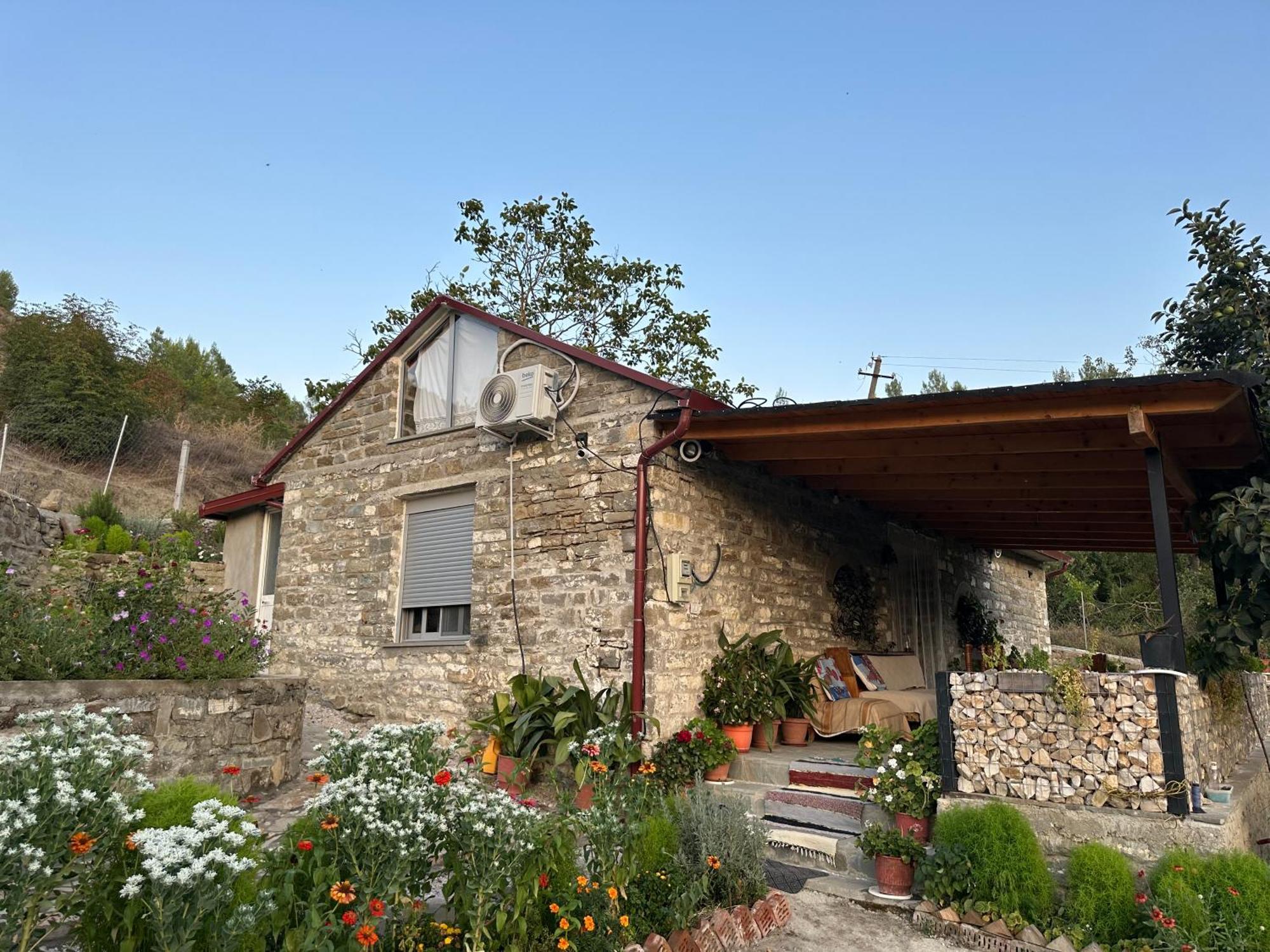 Villa Stone House Kelcyre Exterior foto