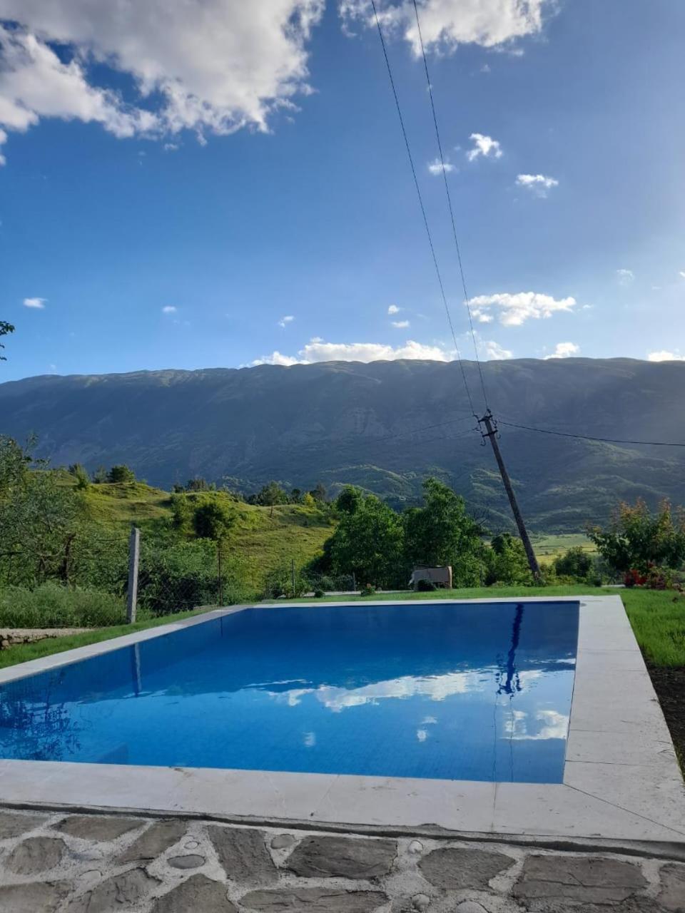 Villa Stone House Kelcyre Exterior foto